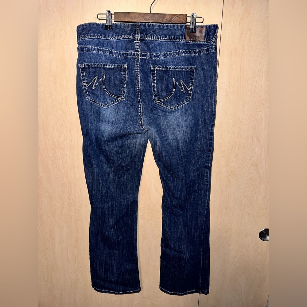 Woman’s size 18 Maurice jeans
